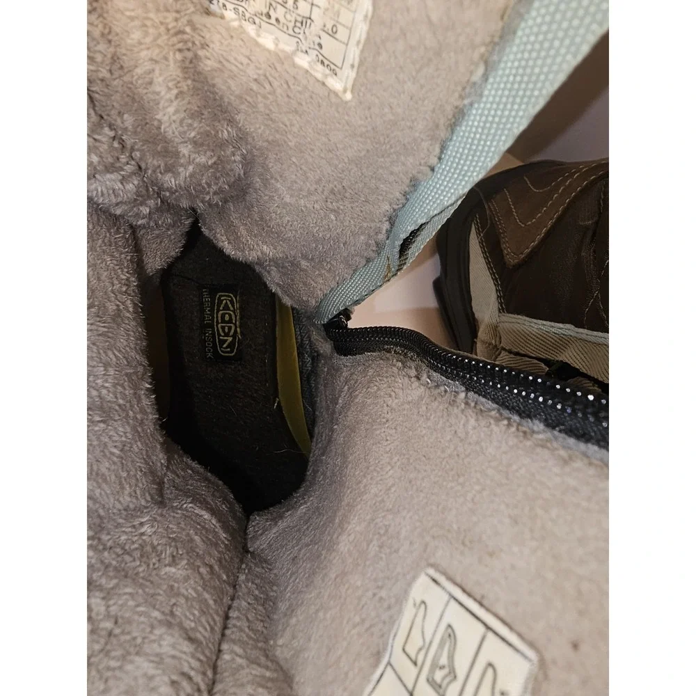 Keen Betty Waterproof Insulated Brown Teal ‎ Zippered Snow Boot Women's Size 8